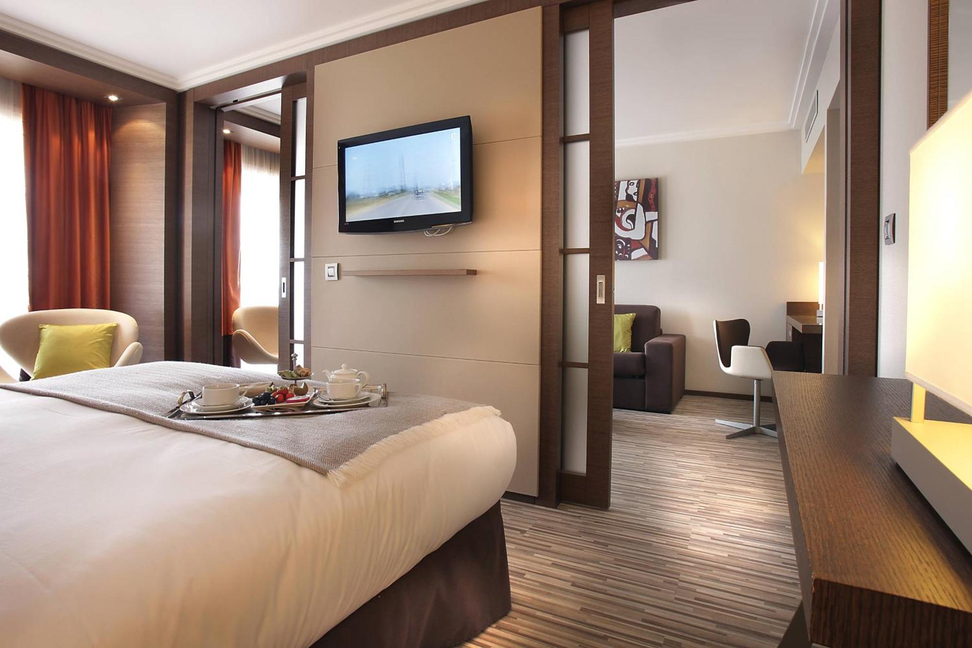 Ac Hotel By Marriott Ambassadeur Antibes - Juan Les Pins Eksteriør billede