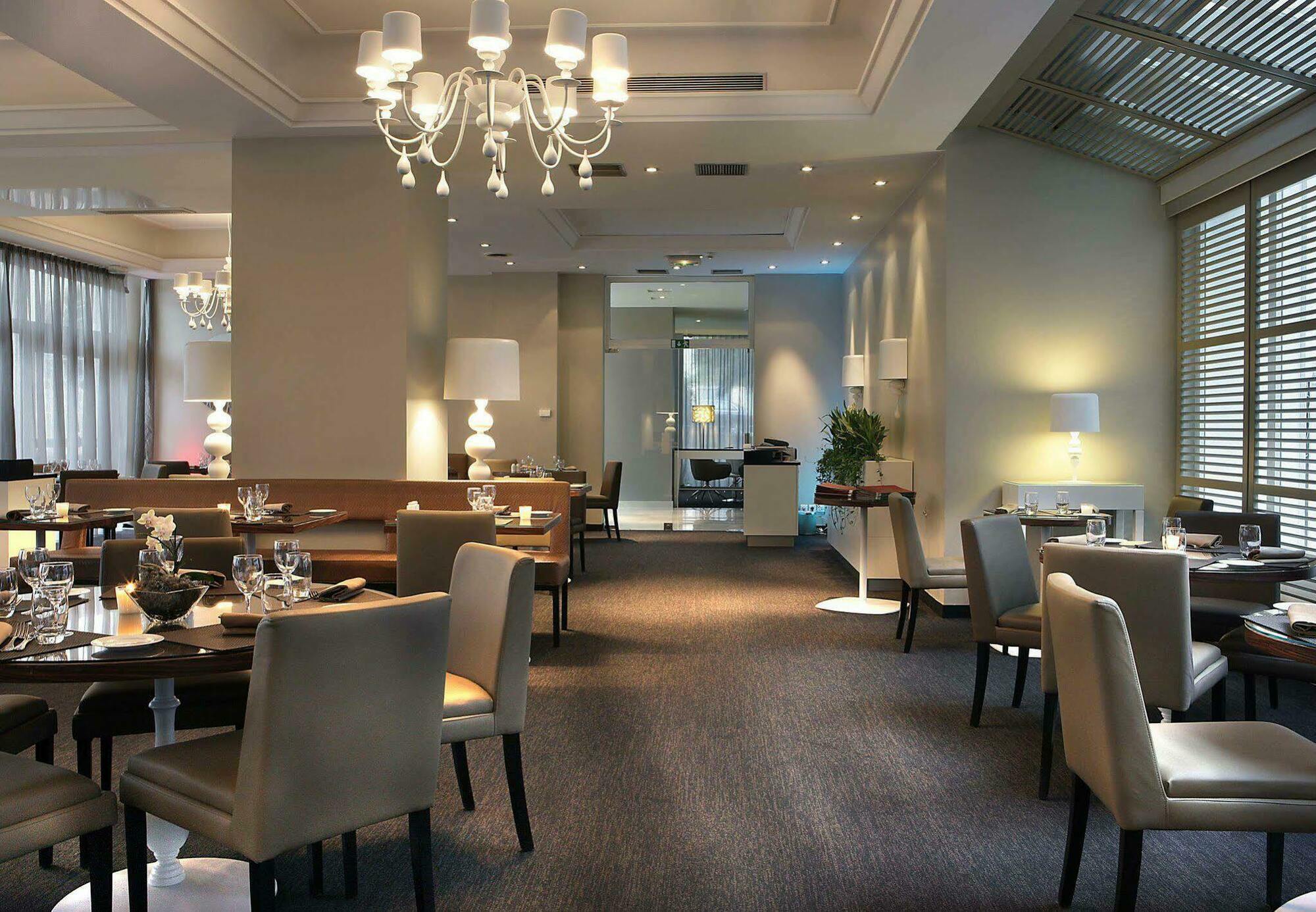 Ac Hotel By Marriott Ambassadeur Antibes - Juan Les Pins Restaurant billede